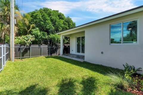 Villa ou maison à vendre à Pompano Beach, Floride: 3 chambres, 131.74 m2 № 1346042 - photo 30