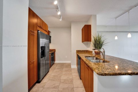 Condominio en venta en Plantation, Florida, 1 dormitorio, 71.07 m2 № 1220616 - foto 20