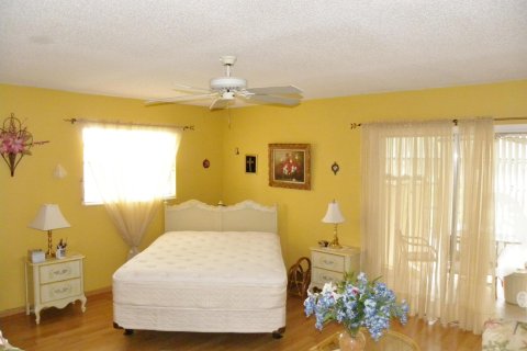 Condominio en venta en Stuart, Florida, 1 dormitorio, 75.62 m2 № 1051071 - foto 4