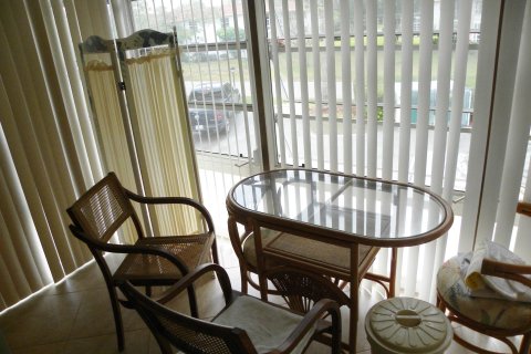 Condominio en venta en Stuart, Florida, 1 dormitorio, 75.62 m2 № 1051071 - foto 1