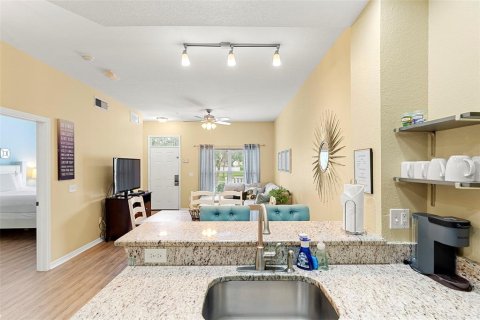 Condo in Kissimmee, Florida, 3 bedrooms  № 1339215 - photo 11