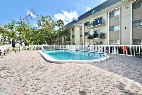 Condo in Tampa, Florida, 2 bedrooms  № 1434454 - photo 27