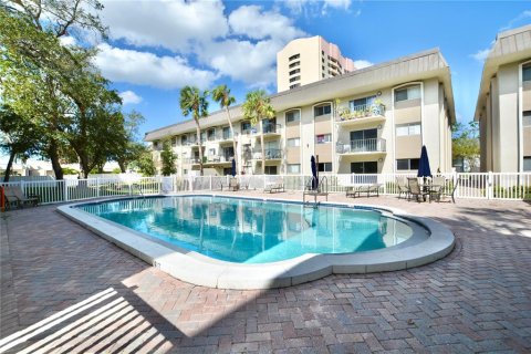 Condo in Tampa, Florida, 2 bedrooms  № 1434454 - photo 29