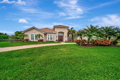 Villa ou maison à vendre à Davie, Floride: 5 chambres, 439.8 m2 № 1231021 - photo 4