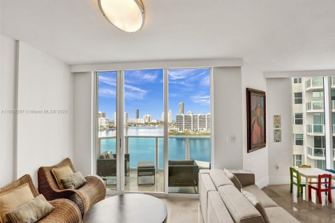 Condominio en venta en Aventura, Florida, 3 dormitorios, 226.03 m2 № 1210071 - foto 10