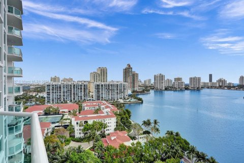 Condominio en venta en Aventura, Florida, 3 dormitorios, 226.03 m2 № 1210071 - foto 15