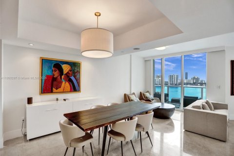 Condo in Aventura, Florida, 3 bedrooms  № 1210071 - photo 4