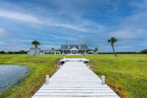 Villa ou maison à vendre à Okeechobee, Floride: 3 chambres № 1017903 - photo 9