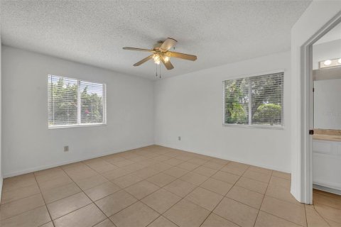 Copropriété à vendre à Orlando, Floride: 2 chambres, 100.15 m2 № 1380812 - photo 14