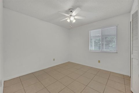 Copropriété à vendre à Orlando, Floride: 2 chambres, 100.15 m2 № 1380812 - photo 16