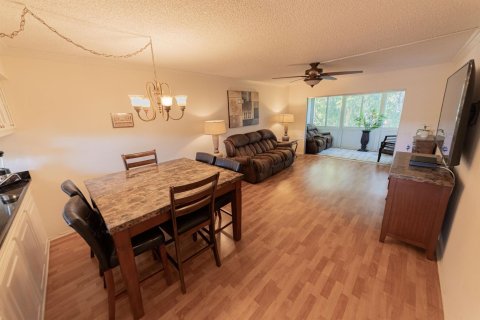 Condo in Coconut Creek, Florida, 2 bedrooms  № 1171274 - photo 29