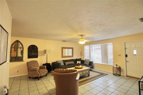 Casa en venta en Okeechobee, Florida, 3 dormitorios, 143.81 m2 № 1063416 - foto 29