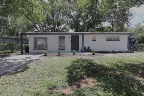 Villa ou maison à vendre à Tampa, Floride: 3 chambres, 104.05 m2 № 1339224 - photo 1