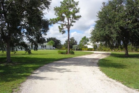 Villa ou maison à vendre à Punta Gorda, Floride: 4 chambres, 270.16 m2 № 1349846 - photo 5