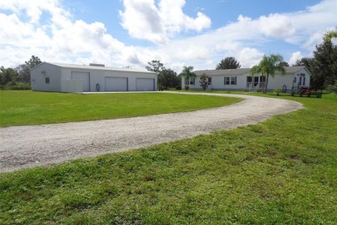 Villa ou maison à vendre à Punta Gorda, Floride: 4 chambres, 270.16 m2 № 1349846 - photo 7