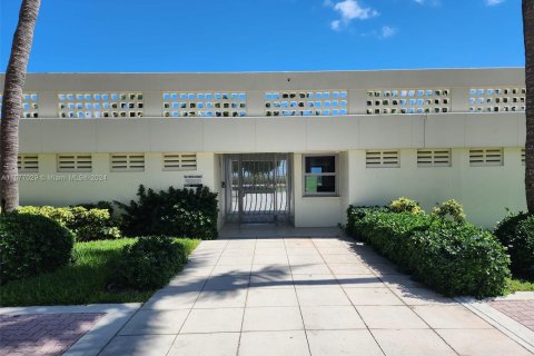 Copropriété à vendre à Miami Beach, Floride: 10.41 m2 № 1402585 - photo 5