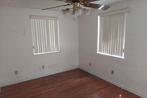 House in Tampa, Florida 3 bedrooms, 161.28 sq.m. № 1371571 - photo 5