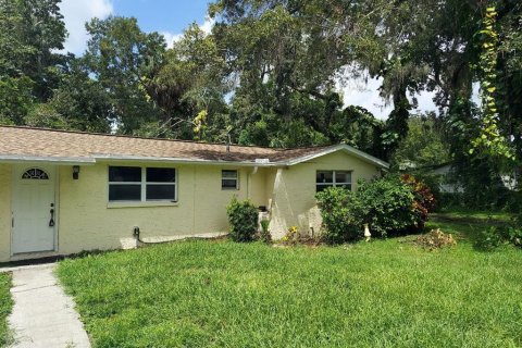 Villa ou maison à vendre à Tampa, Floride: 3 chambres, 161.28 m2 № 1371571 - photo 1