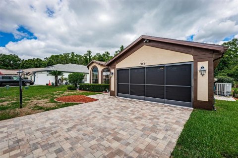 Casa en venta en New Port Richey, Florida, 3 dormitorios, 221.57 m2 № 1246952 - foto 4