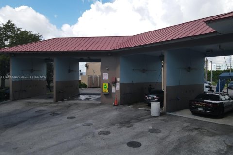 Propiedad comercial en venta en Cutler Bay, Florida № 1409007 - foto 13