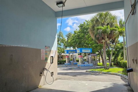 Propiedad comercial en venta en Cutler Bay, Florida № 1409007 - foto 3