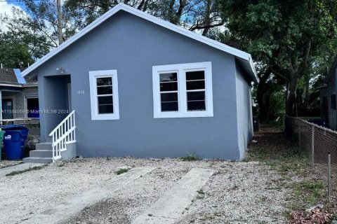 House in Miami, Florida 3 bedrooms, 107.02 sq.m. № 1167957 - photo 7