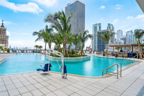 Condominio en alquiler en Miami, Florida, 1 dormitorio № 1357088 - foto 14