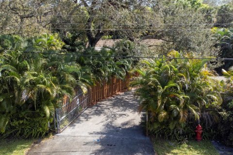 Villa ou maison à vendre à Fort Lauderdale, Floride: 3 chambres, 163.51 m2 № 1040959 - photo 12