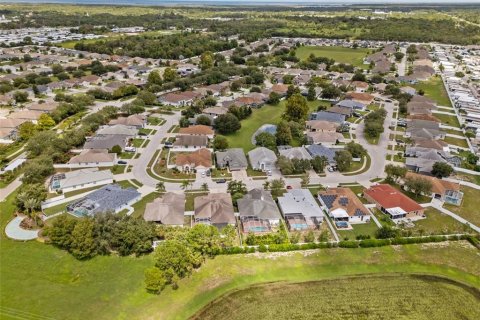 House in Hudson, Florida 4 bedrooms, 220.46 sq.m. № 1350655 - photo 27