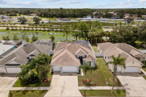 House in Hudson, Florida 4 bedrooms, 220.46 sq.m. № 1350655 - photo 26