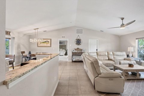 Villa ou maison à vendre à Port Charlotte, Floride: 3 chambres, 148.46 m2 № 1346361 - photo 8