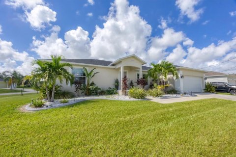 Casa en venta en Port Charlotte, Florida, 3 dormitorios, 148.46 m2 № 1346361 - foto 4