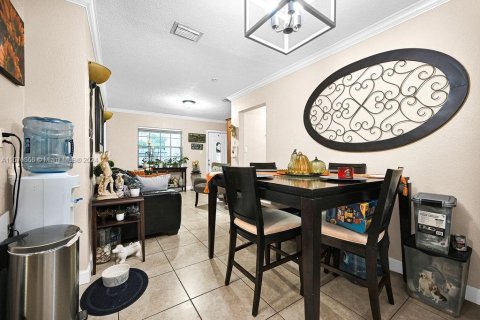 Casa en venta en Miami, Florida, 3 dormitorios, 98.57 m2 № 1390040 - foto 27