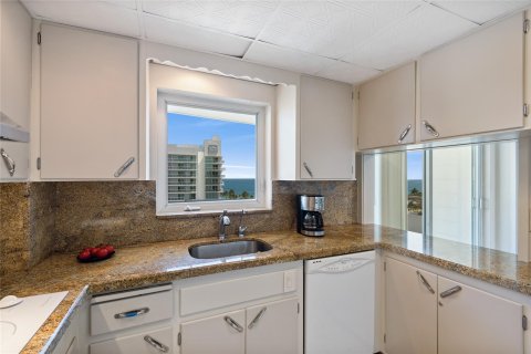 Condo in Fort Lauderdale, Florida, 2 bedrooms  № 1076868 - photo 19