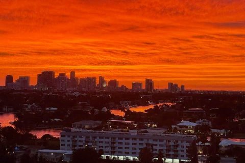 Condo in Fort Lauderdale, Florida, 2 bedrooms  № 1076868 - photo 2