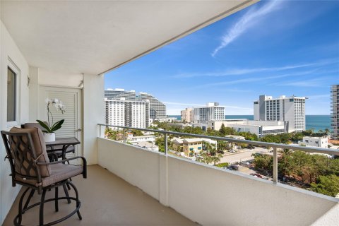 Condo in Fort Lauderdale, Florida, 2 bedrooms  № 1076868 - photo 14