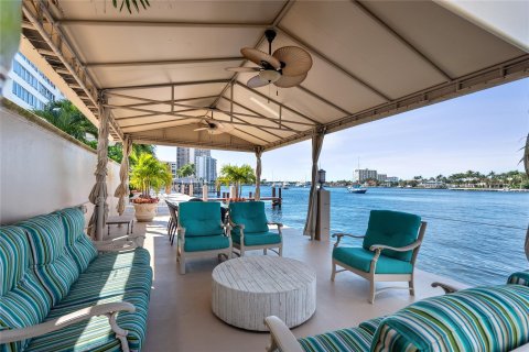 Condo in Fort Lauderdale, Florida, 2 bedrooms  № 1076868 - photo 9