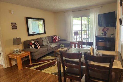 Condo in Ocala, Florida, 3 bedrooms  № 1352298 - photo 7