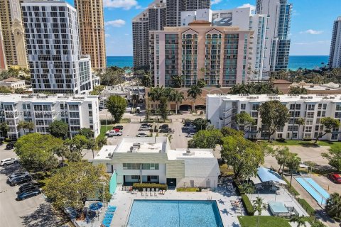 Copropriété à vendre à Sunny Isles Beach, Floride: 1 chambre, 57.6 m2 № 1332929 - photo 27