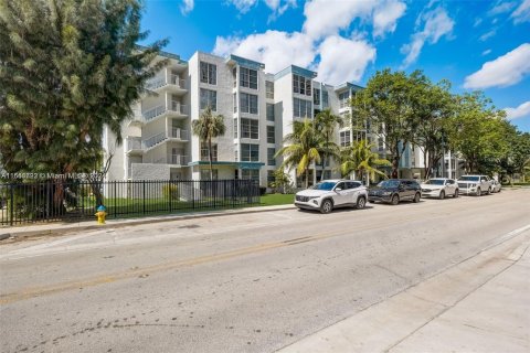 Copropriété à vendre à Sunny Isles Beach, Floride: 1 chambre, 57.6 m2 № 1332929 - photo 24