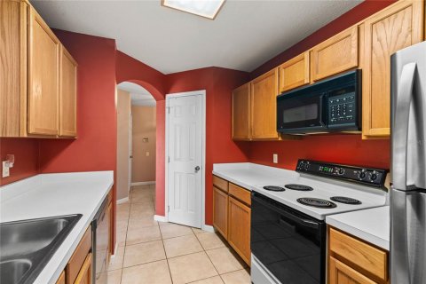 Condo in Orlando, Florida, 3 bedrooms  № 1392515 - photo 11