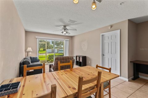 Condo in Orlando, Florida, 3 bedrooms  № 1392515 - photo 16