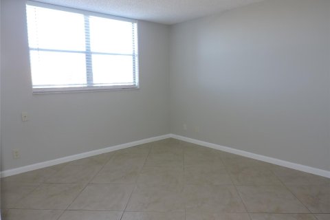 Copropriété à vendre à Dania Beach, Floride: 1 chambre, 83.61 m2 № 1038289 - photo 18
