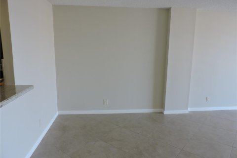 Condominio en venta en Dania Beach, Florida, 1 dormitorio, 83.61 m2 № 1038289 - foto 29