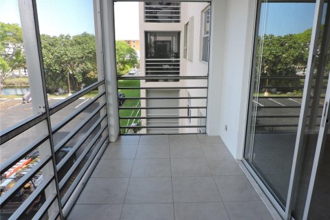 Condominio en venta en Dania Beach, Florida, 1 dormitorio, 83.61 m2 № 1038289 - foto 12