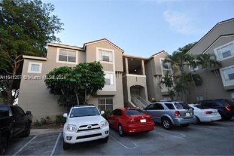 Condo in Delray Beach, Florida, 2 bedrooms  № 1327530 - photo 10