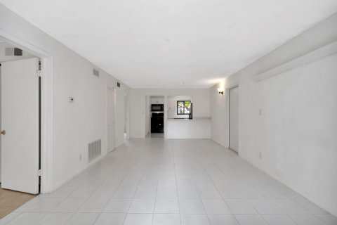 Copropriété à vendre à Boca Raton, Floride: 2 chambres, 80.82 m2 № 1051278 - photo 27