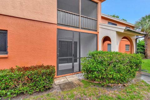 Copropriété à vendre à Boca Raton, Floride: 2 chambres, 80.82 m2 № 1051278 - photo 1