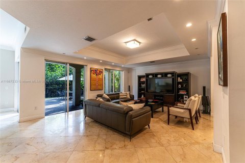 Villa ou maison à vendre à Aventura, Floride: 4 chambres, 273.97 m2 № 1382015 - photo 11