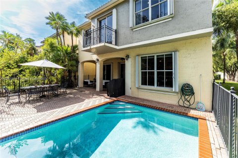 Villa ou maison à vendre à Aventura, Floride: 4 chambres, 273.97 m2 № 1382015 - photo 4